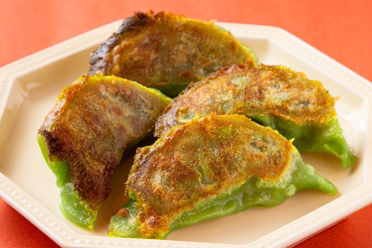 『なかよし餃子 エリザベス』（北海道）のラムとクミンのスパイス餃子。