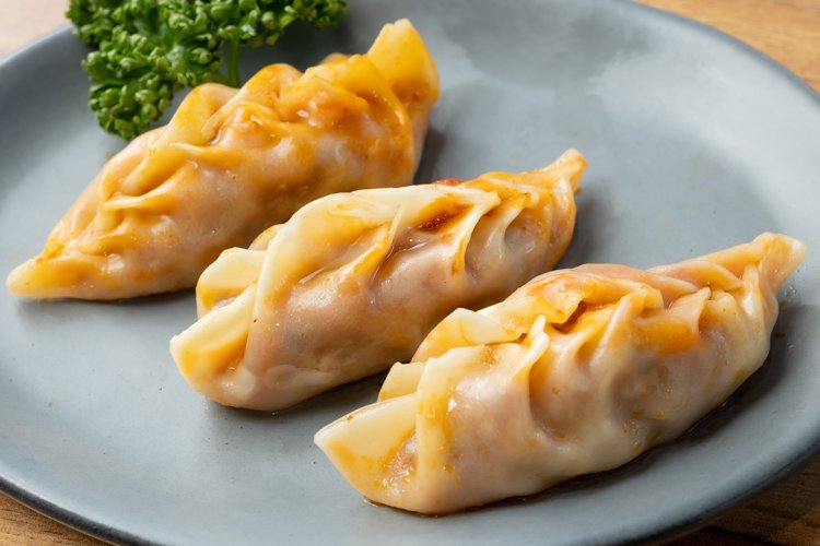 『ホンデポチャ』（東京都）のチュクミマンドゥ。