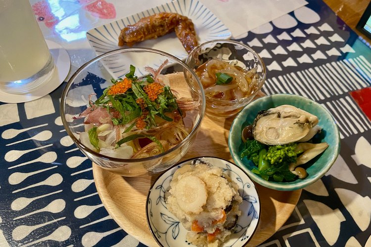 白魚に菜の花、春の味覚満載だ！