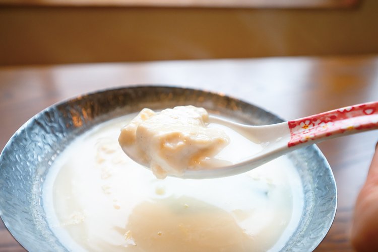 嬉野名物、とろとろの温泉湯豆腐は朝食で。