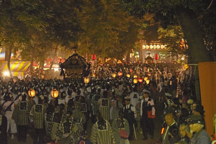 1000年以上続く大國魂神社の例大祭「くらやみ祭」が4月30日～5月6日に開催！