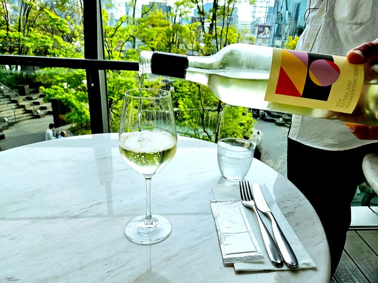 45黒猫スイーツ散歩原宿表参道