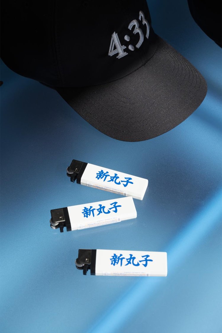 新丸子ライター495円、GARBAGE 6PANEL CAP9900円。