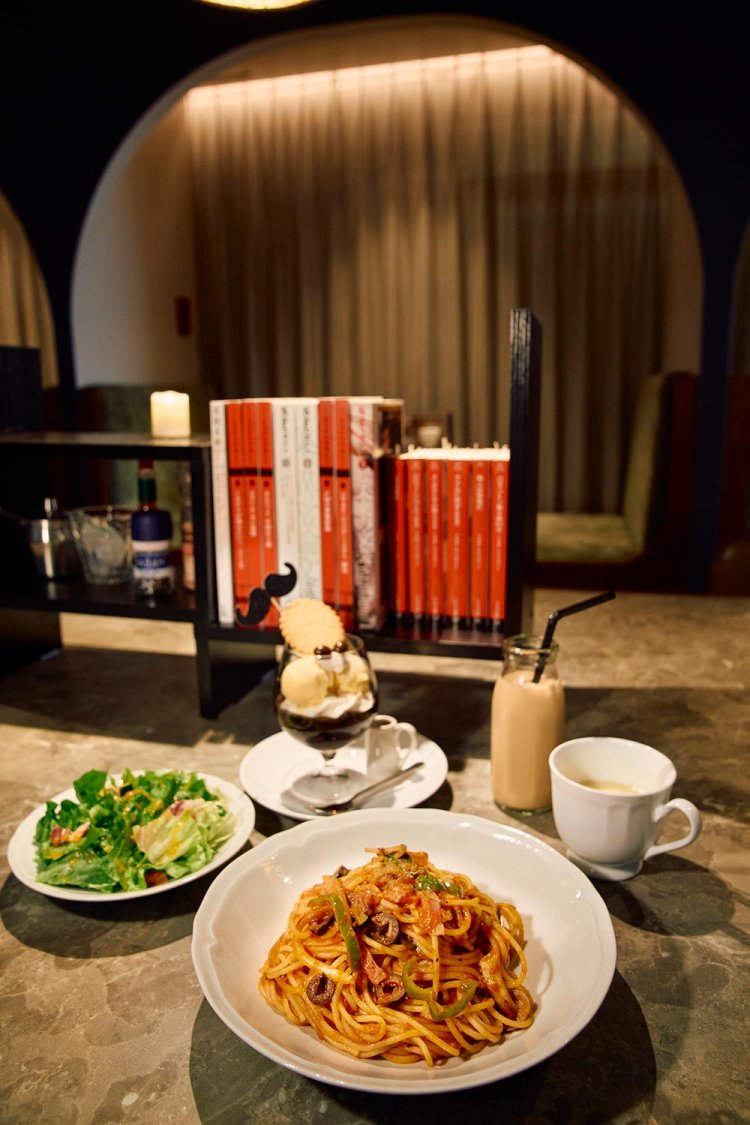 【散歩の達人】サロン-クリスティ_1