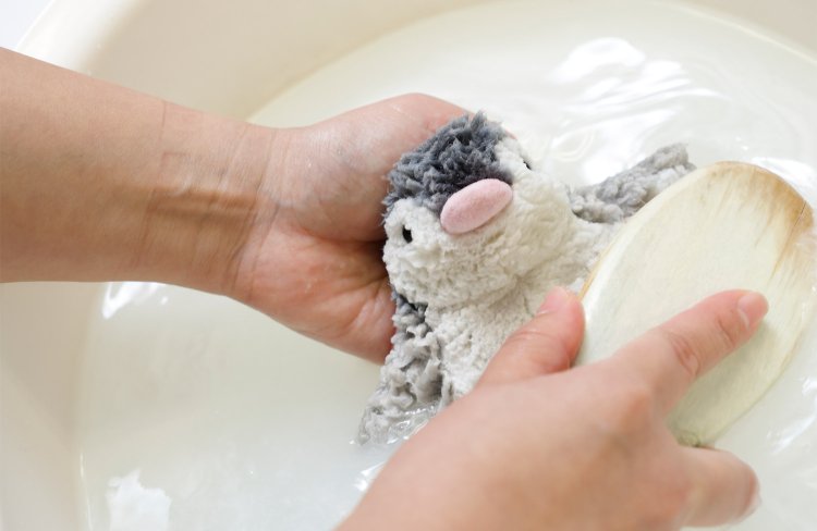 お風呂エステタイム。汚れを落とすとともに、症状に合わせて溜まった疲れを癒やすための入浴剤を用意。