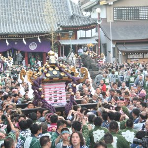 浅草の街が熱気に包まれる3日間！浅草神社の「三社祭」が5月16～18日に開催