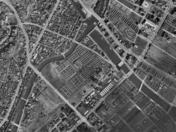 米軍撮影の空中写真（国土地理院、USA-R582-6、1949年撮影）を一部拡大。