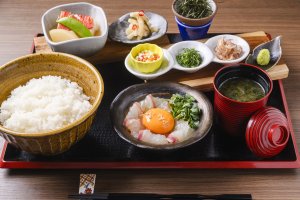 割烹きほく
