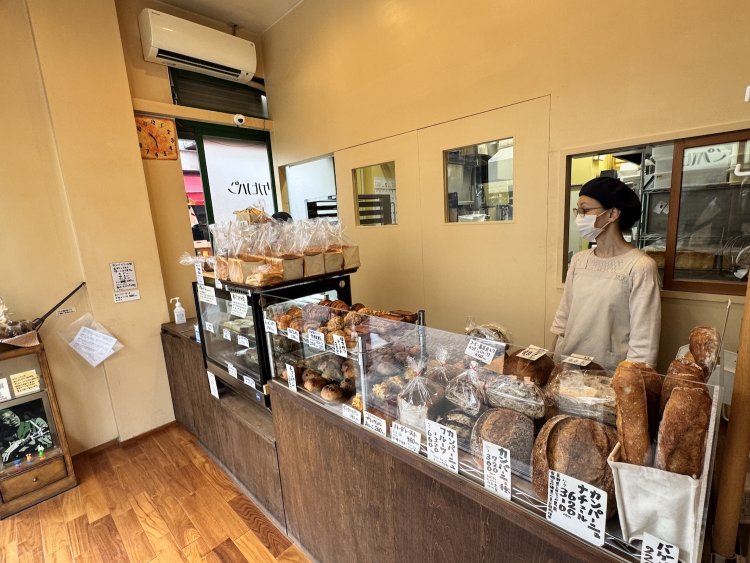 こぢんまりとした店内。