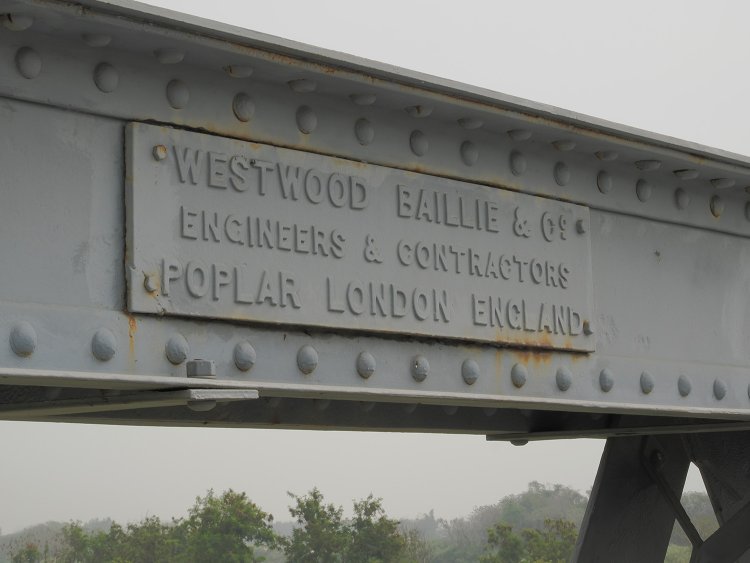 2番目のポニーワーレントラス。イギリス製であるが、現在この会社は存在していないという。