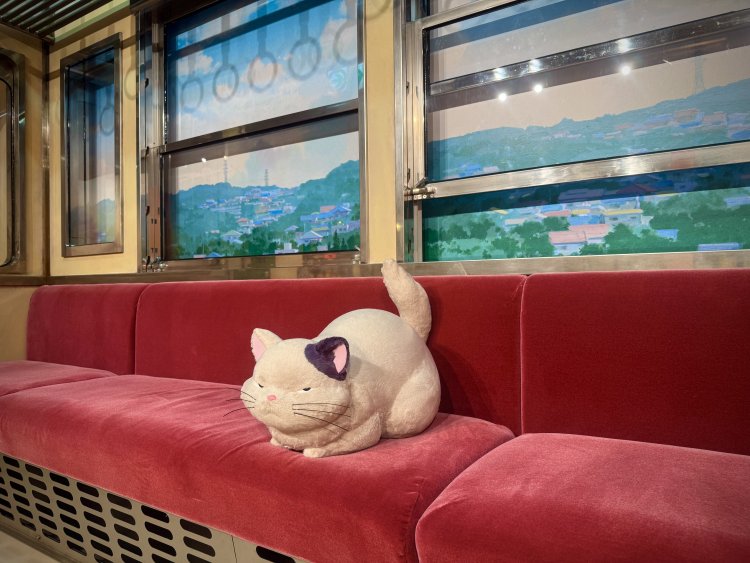 ジブリの立体造型物展 『耳をすませば』 （C)1995 Aoi Hiiragi, Shueisha/Hayao Miyazaki/Studio Ghibli, NH。