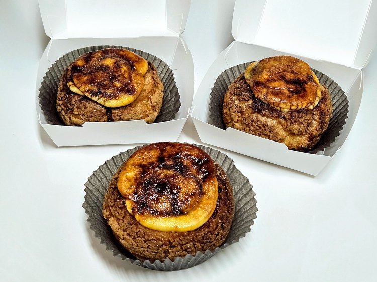 ブリュレシュークリーム1個780円。