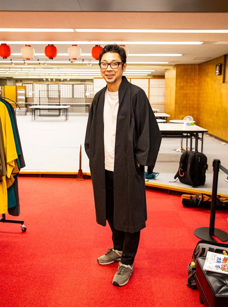 オリジナルコート1万9800円は和装・洋装を問わず羽織れるスグレモノ。