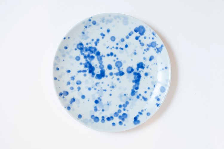 栄悟 丸皿6寸4200円。