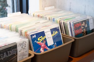 【散歩の達人】レコードコンビニ-Yショップ-上総屋_3