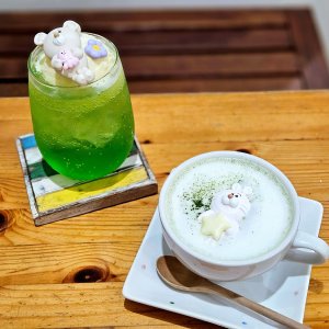 かわいいぷくラテが人気の『Cafe Like』で無添加パンケーキを味わう〜黒猫スイーツ散歩 小岩・新小岩編①〜