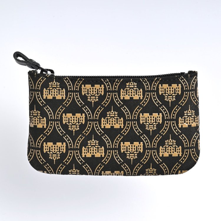 東京駅丸の内駅舎柄 小銭入（白漆）3080円。