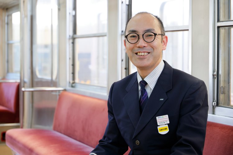 『京王れーるランド』の渡辺良祐さん。