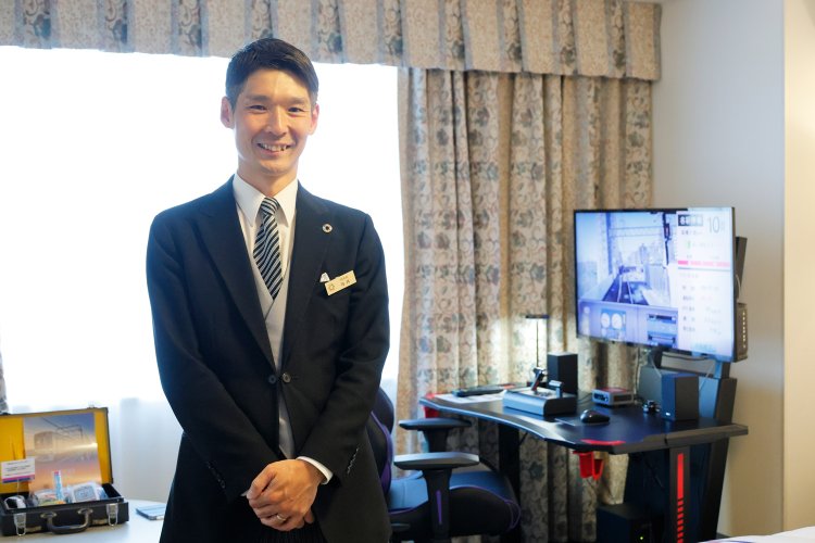 『京王プラザホテル八王子』の寺井佑太副支配人。