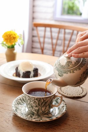 Tiny Toria Tearoom