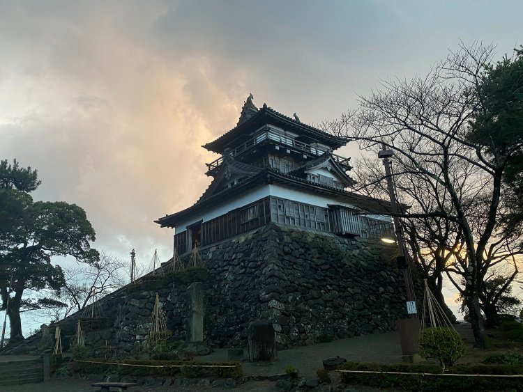 丸岡城2前田利家