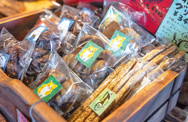 総菜パンから焼き菓子まで。ソウルフルミュージックとともに。