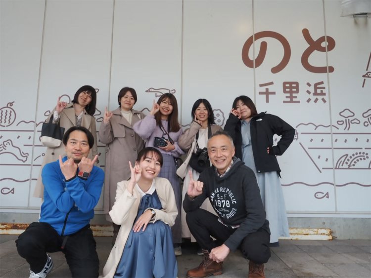 最後の記念写真は「ノトミルクポーズ」で。