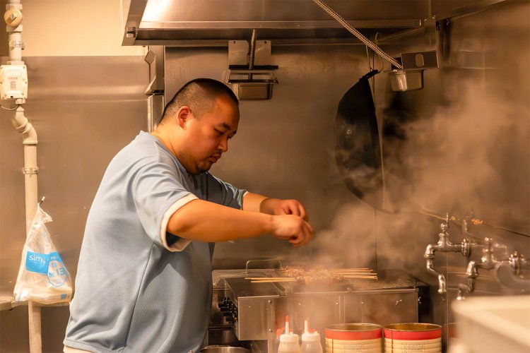 調理場から香る匂いに食欲がそそられる。