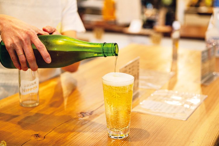 『イワタヤスタンド』のイワタヤボールは、かなりの強炭酸水を使用している。