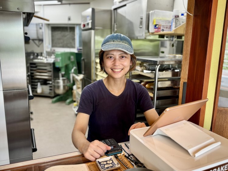 店主の松嶋なつみさん。
