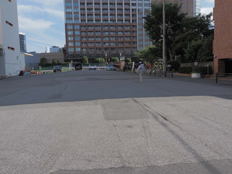 分岐部を振り返って見る。うっすらとポイントが見えてくる。