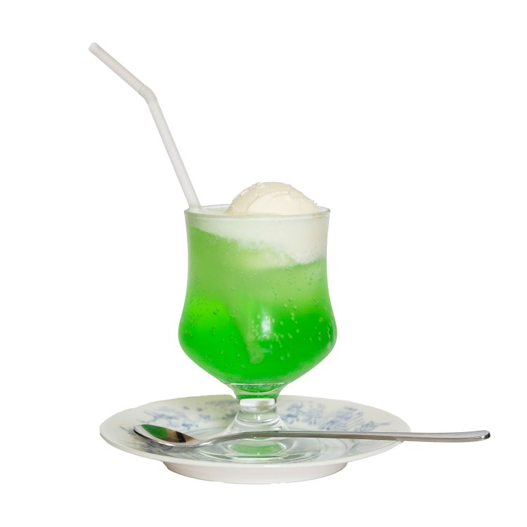 クリームソーダ550円。