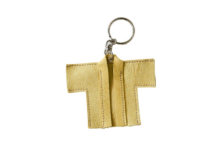 キーホルダー1800円。