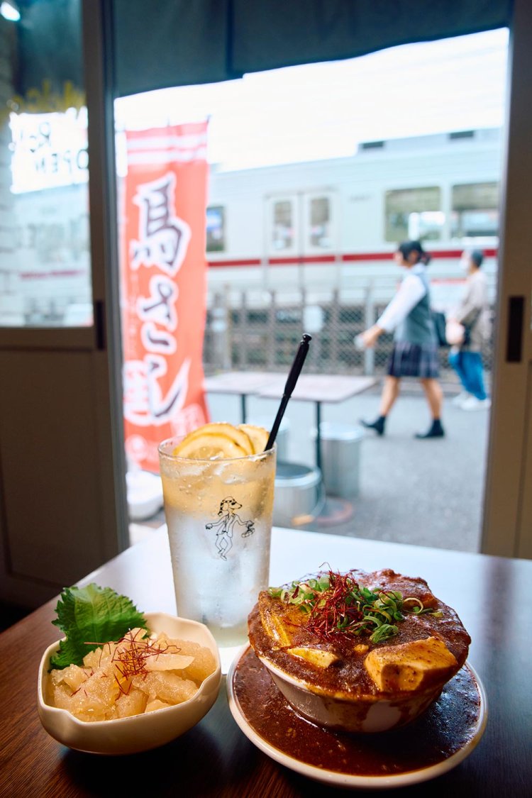 鐘ケ淵駅東改札から徒歩1秒！
