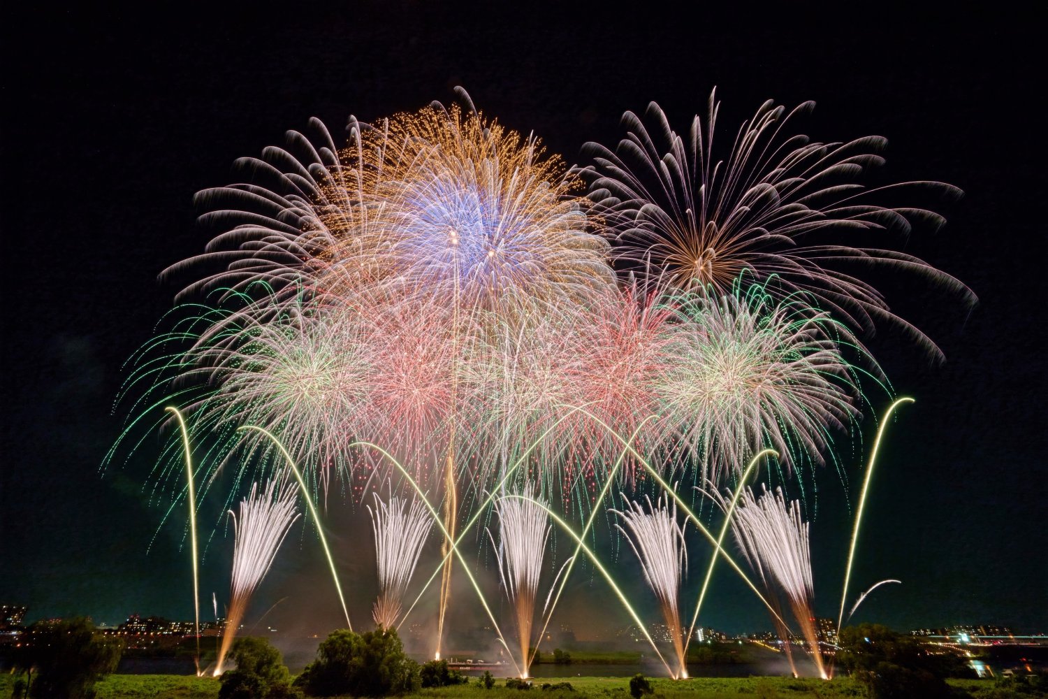 いたばし花火　横長　R7広報