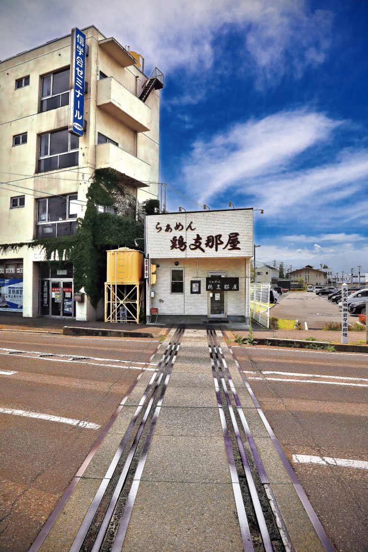 石川島芝浦タービン松本工場専用線（長野県松本市）。2018年撮影。