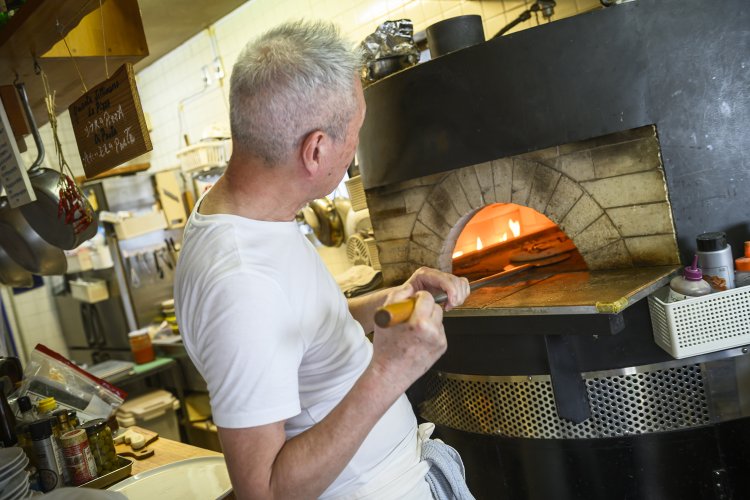 「注文を受けてから焼き上げます」。