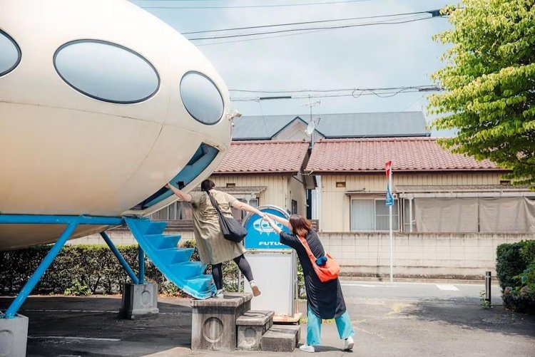 【camell】建築遺産「FUTURO」_1