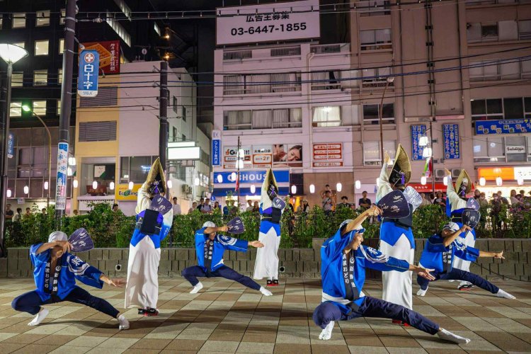 「トランパル大塚」で見られる組踊りでは、個性豊かなフォーメーションが醍醐味。