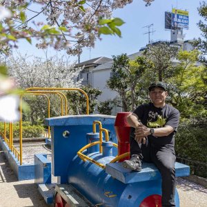 【ピエール瀧が行く ファンキー！公園】杉並区「玉川上水第二公園」で上水の面影とともにたくさんのコンクリ遊具に遭遇！