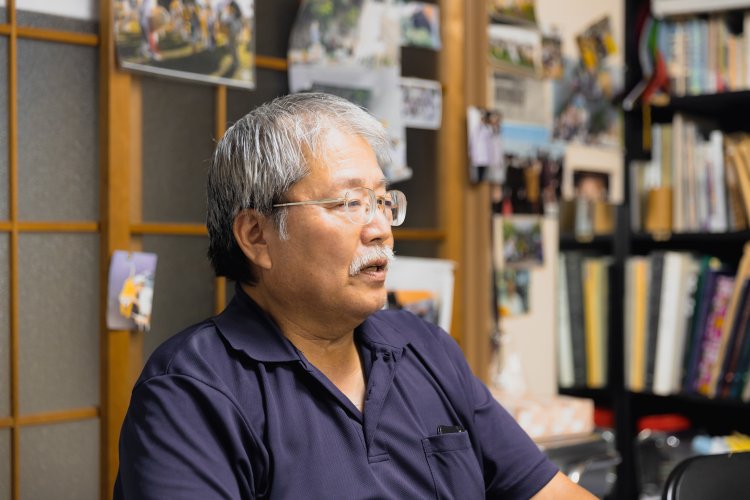 追悼碑建立のため、この家に住んでいたこともある西崎雅夫さん。