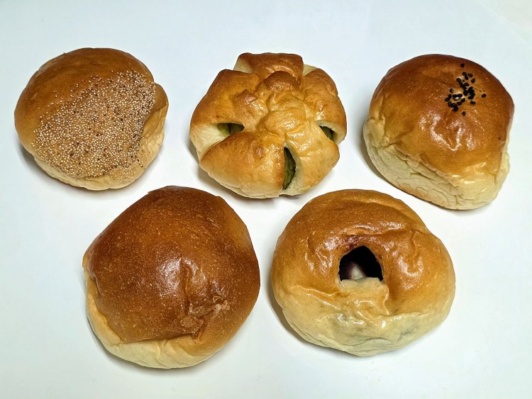 東京でおすすめのあんぱん7選。王道から東京駅限定まで厳選！～黒猫スイーツ散歩 あんぱん編まとめ～