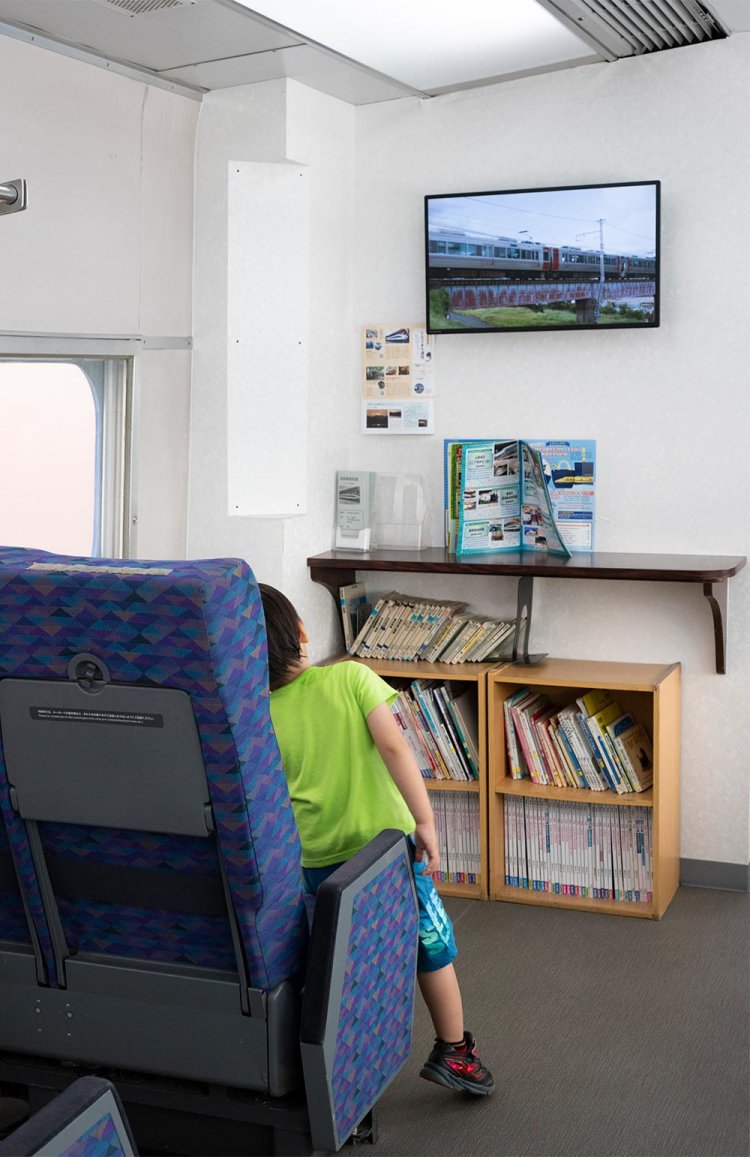 北側にある『新幹線資料館』。