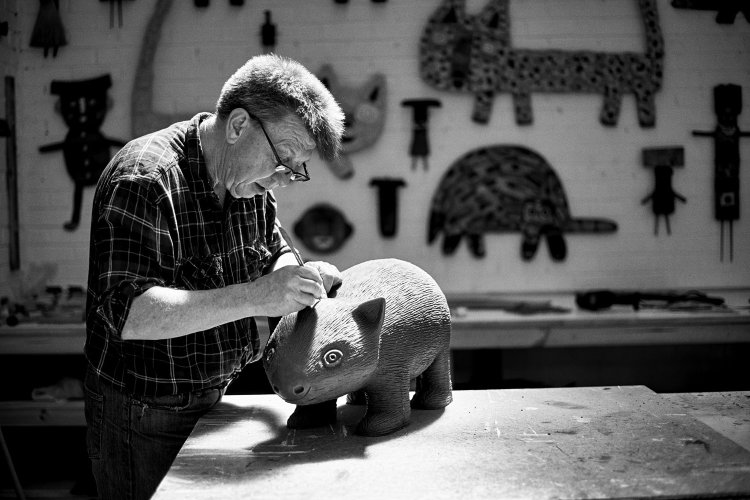 ディーン・ボーエン Dean Bowen　Photo by Peter Lamont。