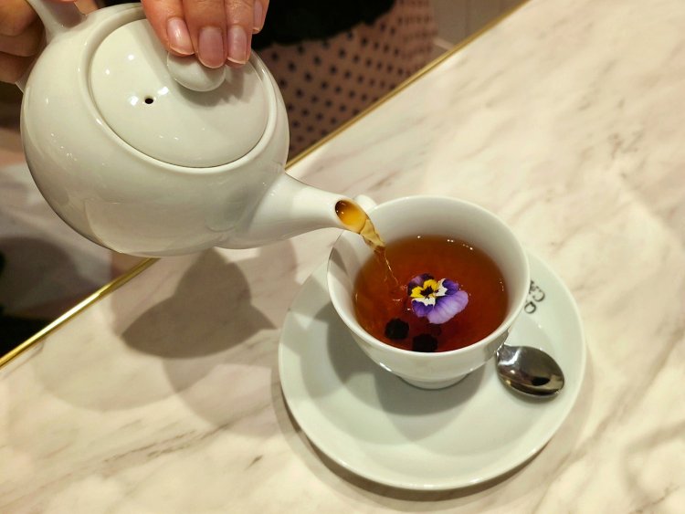 ブラックベリーのフラワーガーデン880円。