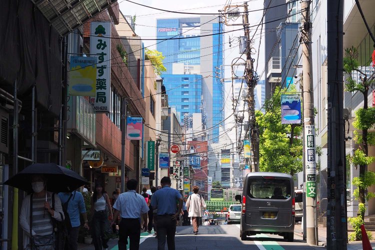北参道から代々木駅へと向かう。