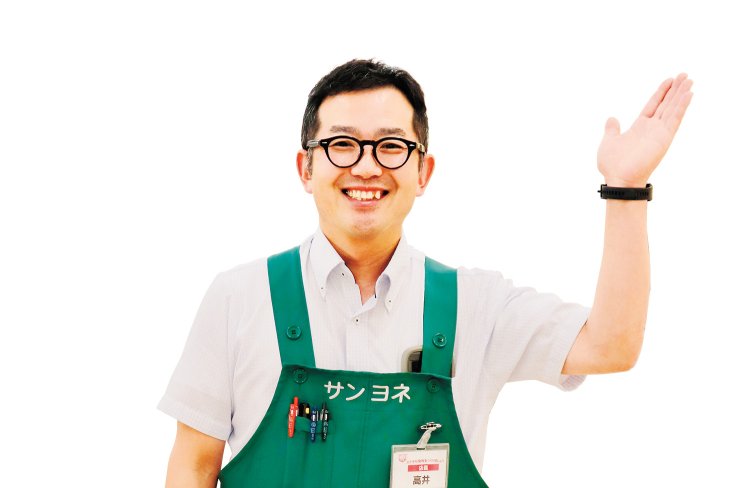 「当社オリジナル削り節、人気のTOP3はこちら！（写真上）」と高井利幸店長。