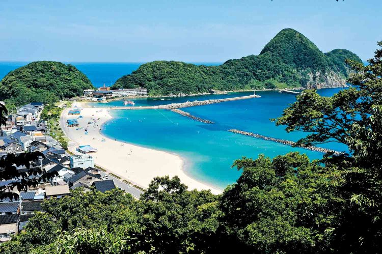 写真＝豊岡市。