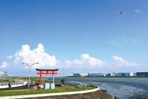 33_6_羽田平和の大鳥居