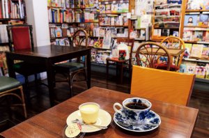 33_BookCafe羽月